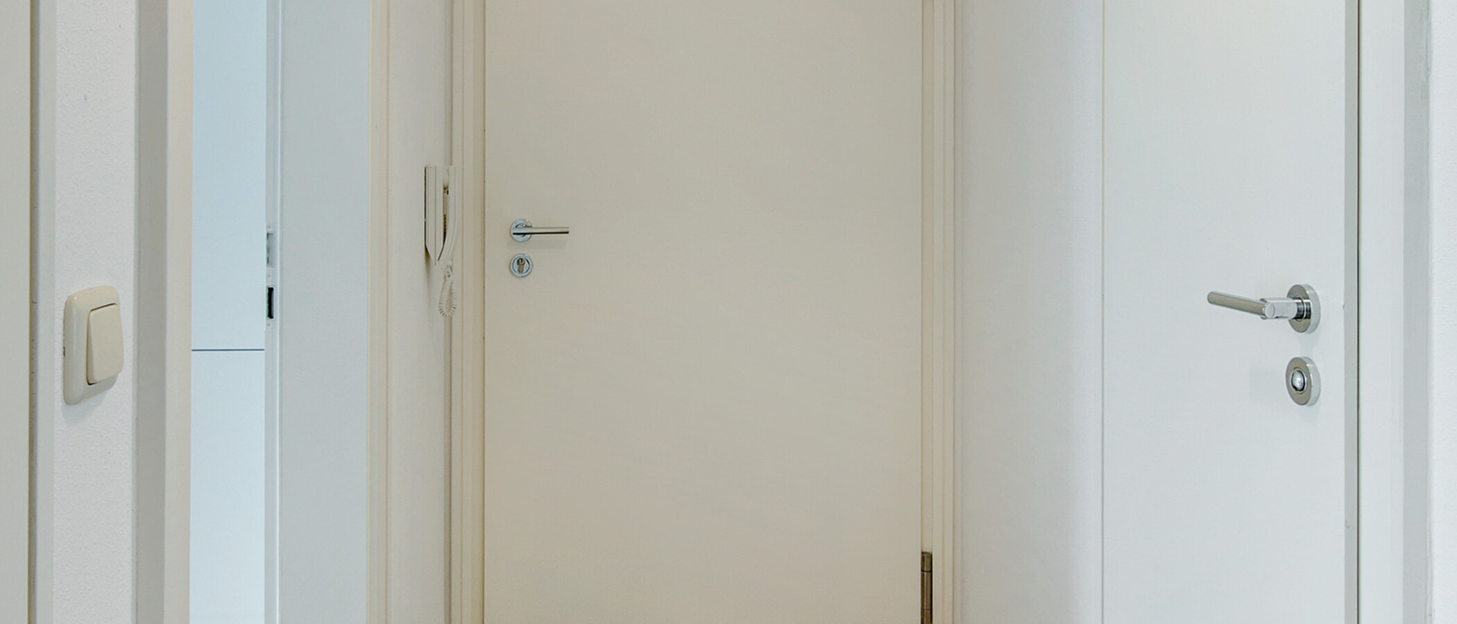 マンション München Schwabing-Nord (zw. Belgrad- & Leopoldstraße) 05 玄関入り口 6928