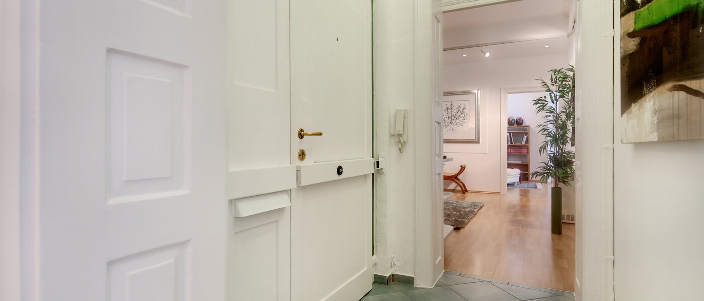 マンション München Glockenbachviertel 01 玄関入り口 6991