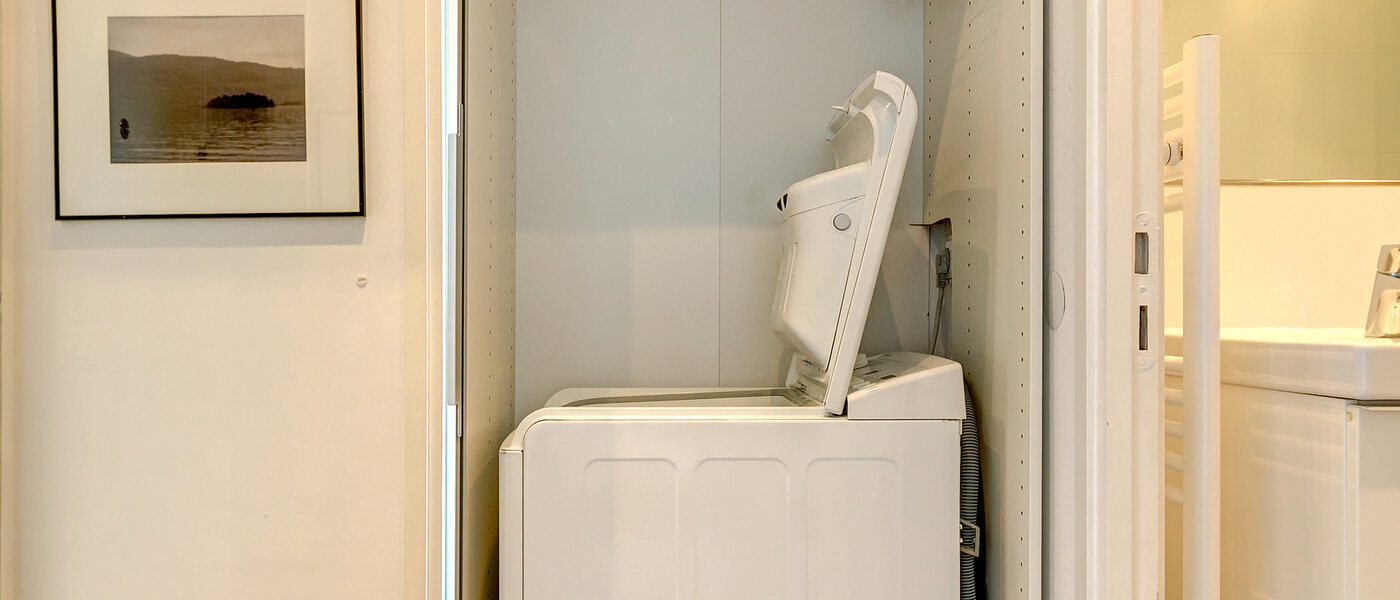 マンション München Solln 02 玄関入り口 6993