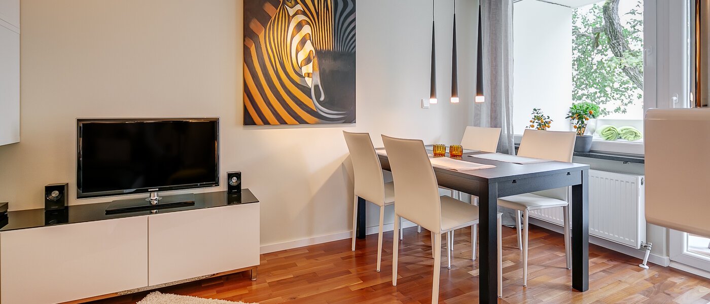 マンション München Milbertshofen 01 リビングルーム 7016