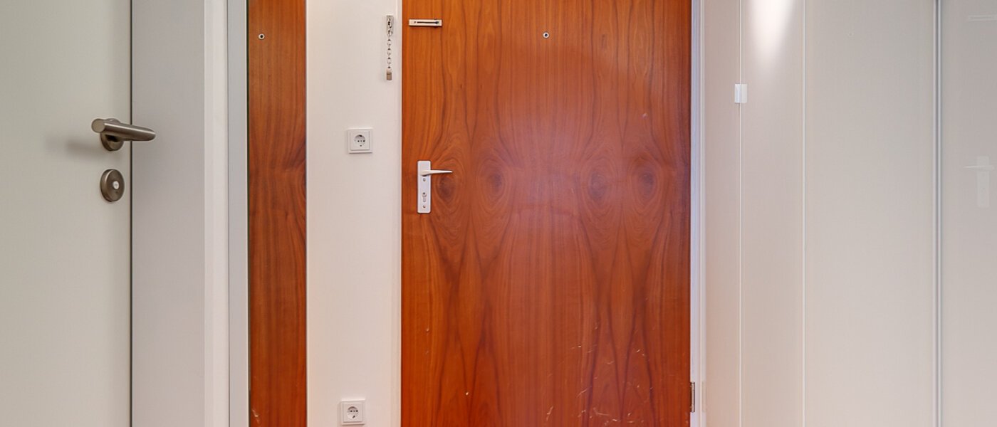 マンション München Milbertshofen 02 玄関入り口 7016