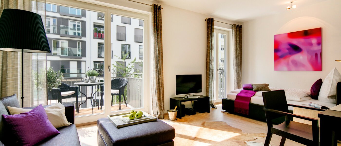 マンション München Maxvorstadt 01 リビングルーム 7036