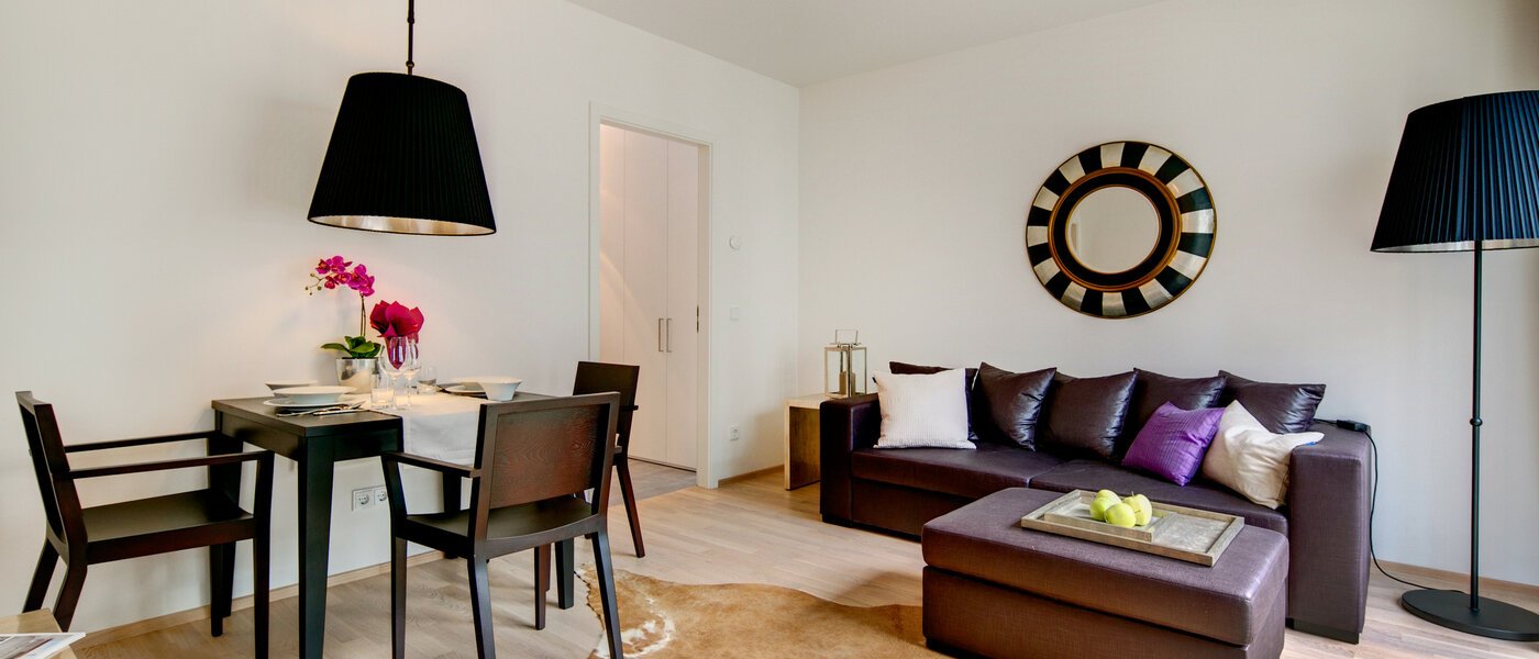 マンション München Maxvorstadt 02 リビングルーム 7036