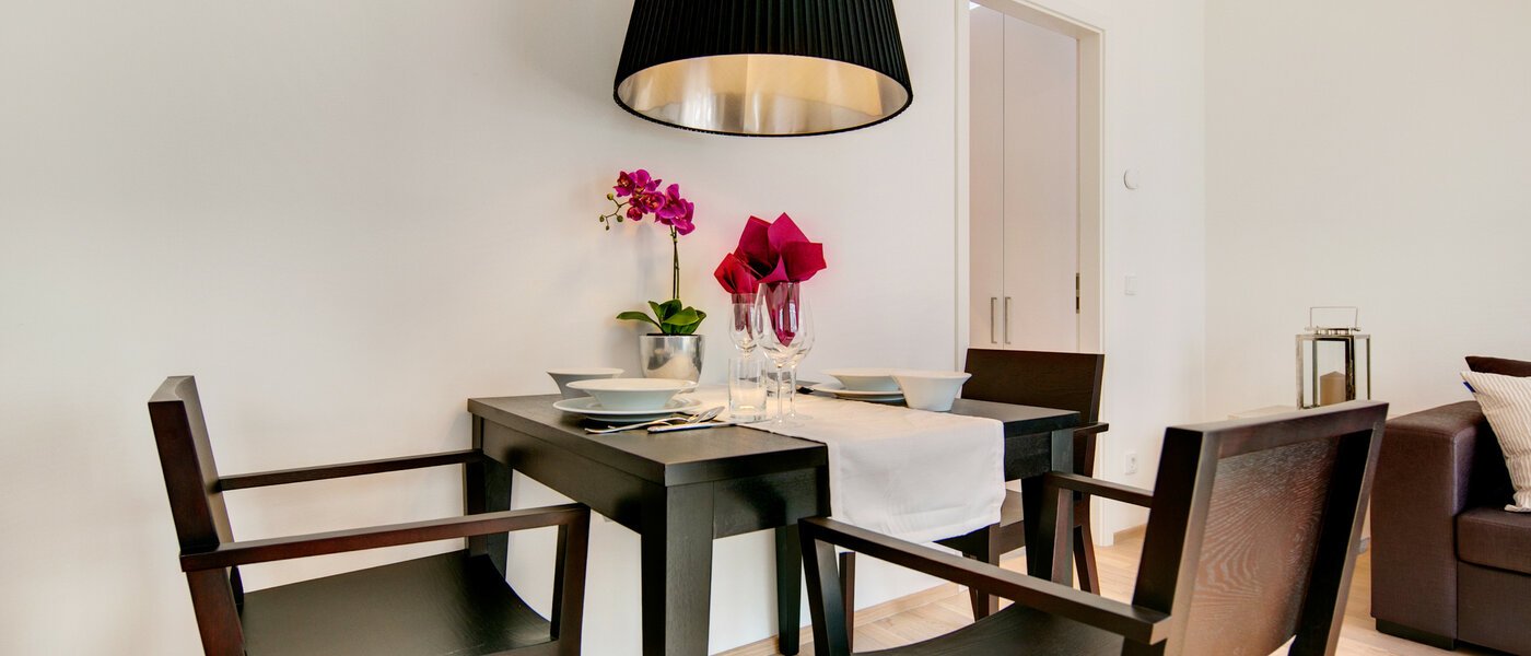 マンション München Maxvorstadt 04 リビングルーム 7036