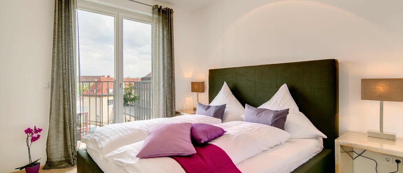 マンション München Maxvorstadt 01 寝室 7037