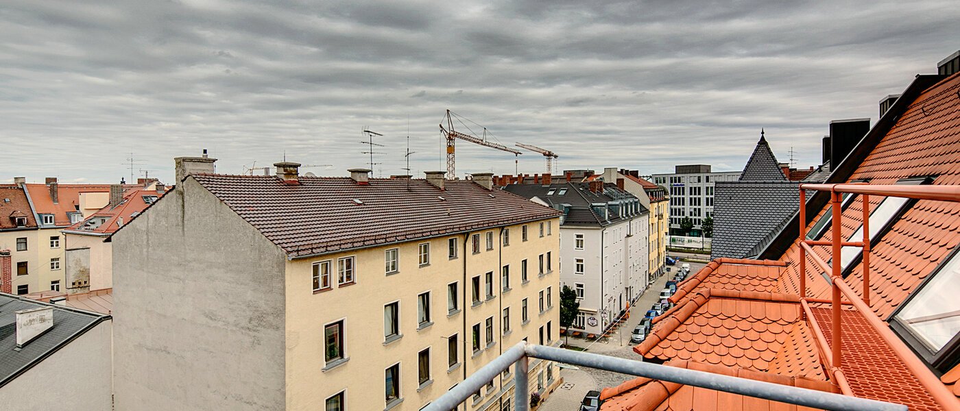 アティック・フラット（屋根裏） München Neuhausen 05 物件からの眺め 7084