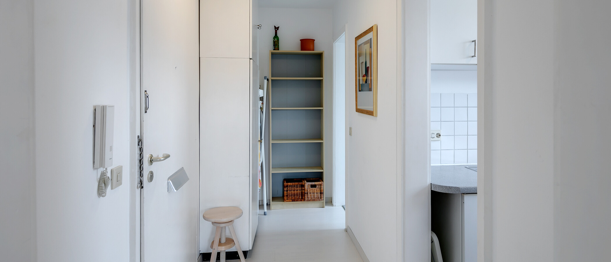 マンション München Schwabing 02 玄関入り口 710