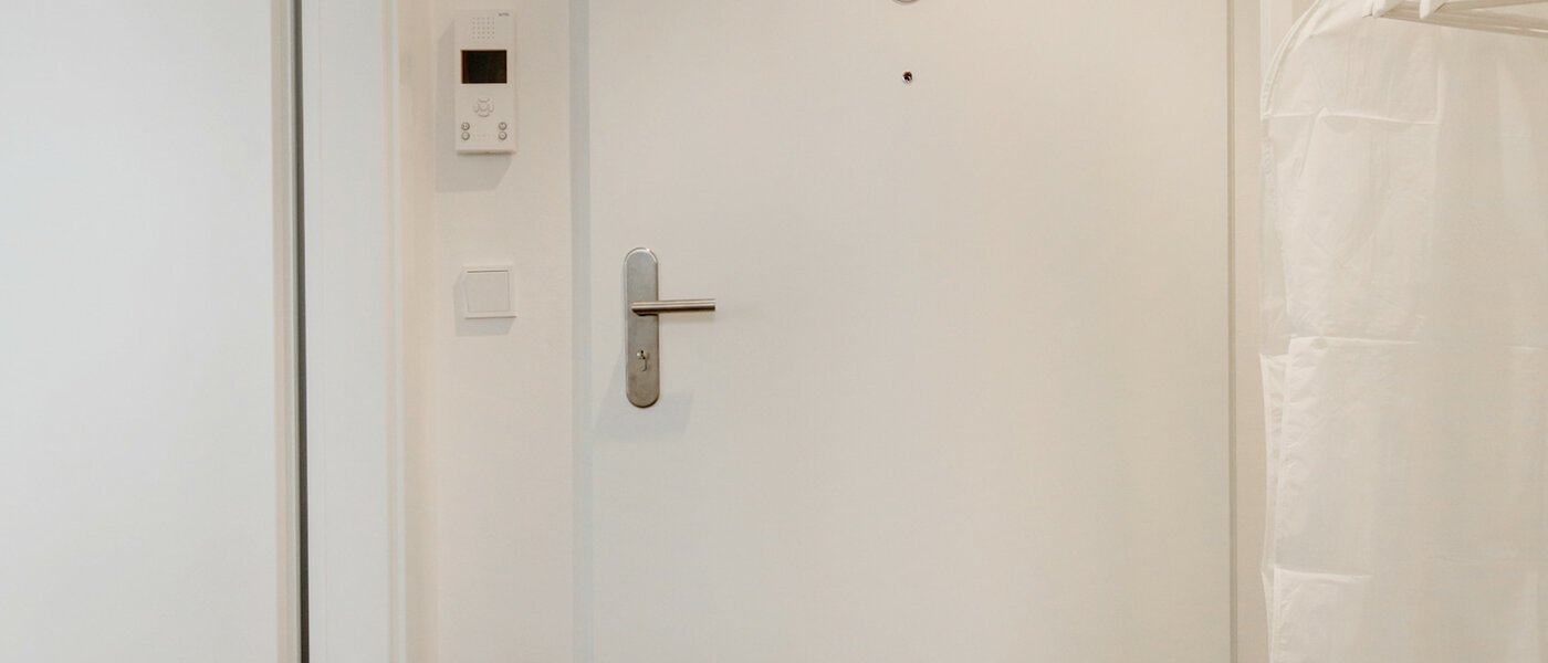 マンション München Maxvorstadt 02 玄関入り口 7104