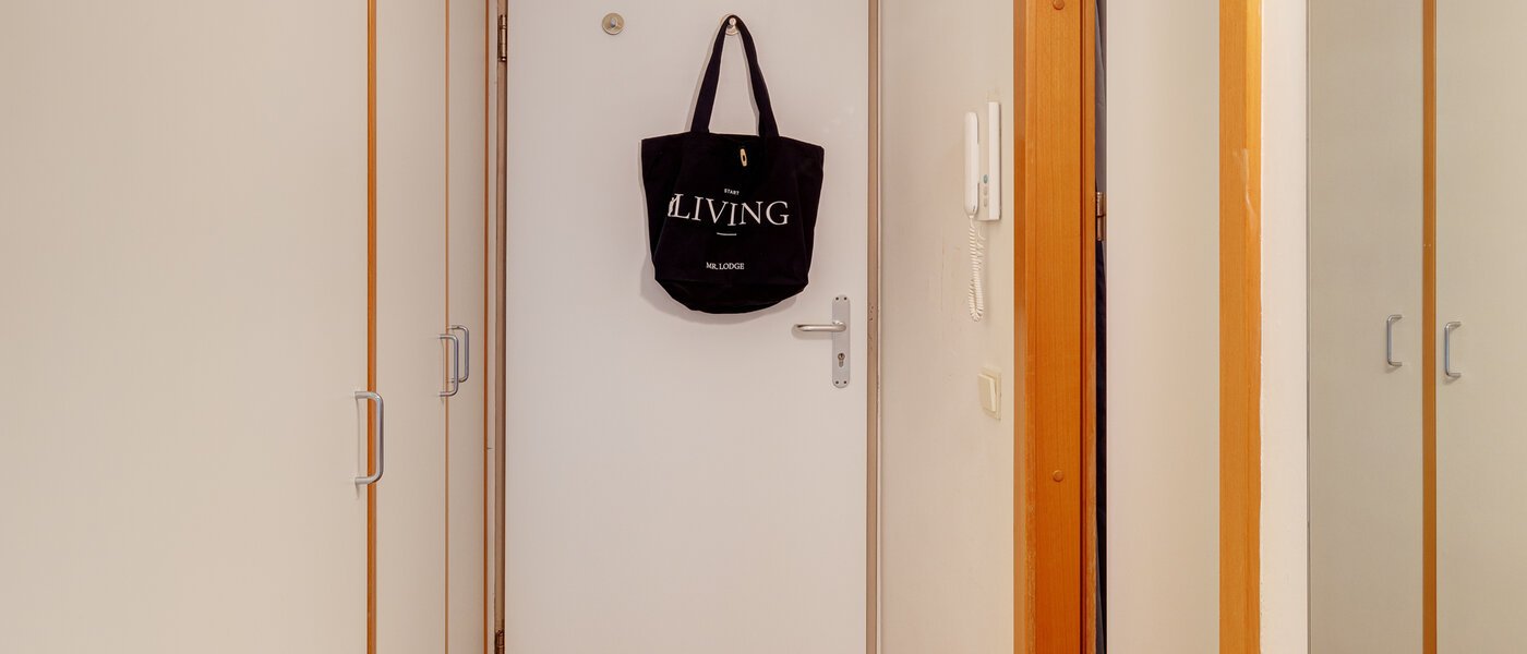 マンション München Maxvorstadt 02 玄関入り口 7109