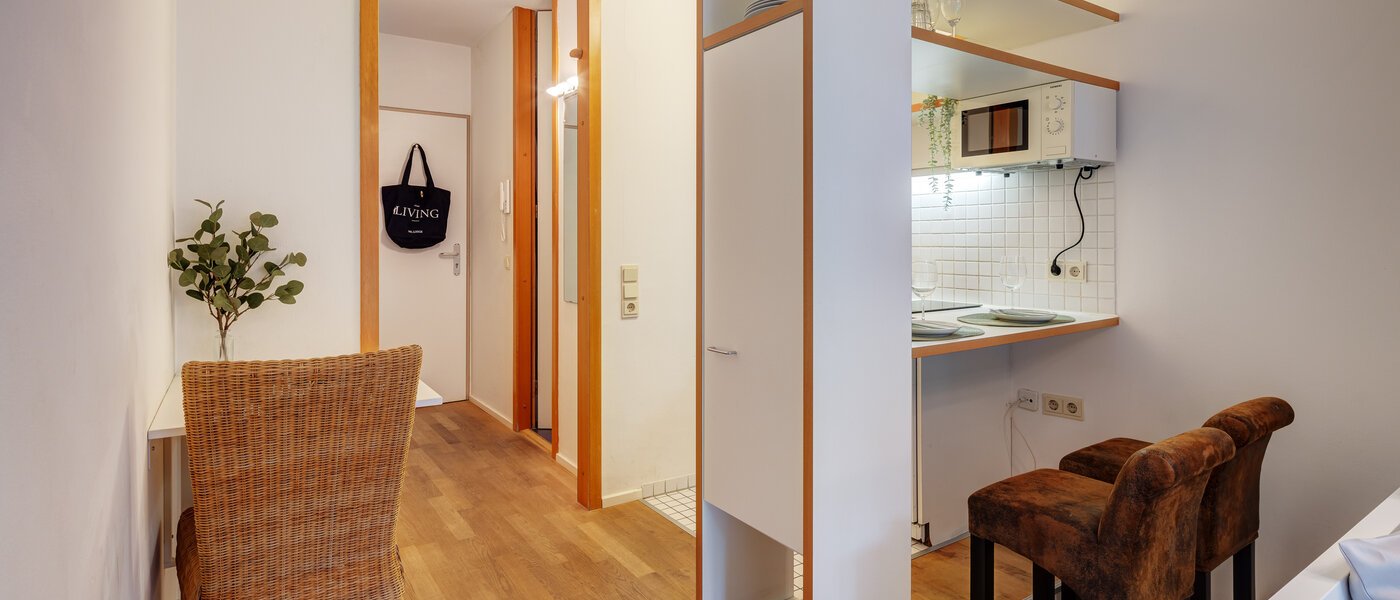 マンション München Maxvorstadt 03 玄関入り口 7109