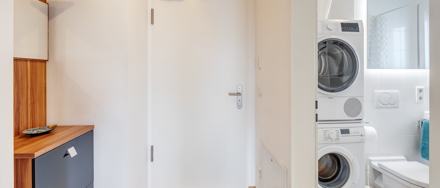 ペントハウス München Schwabing-West 01 玄関入り口 7226