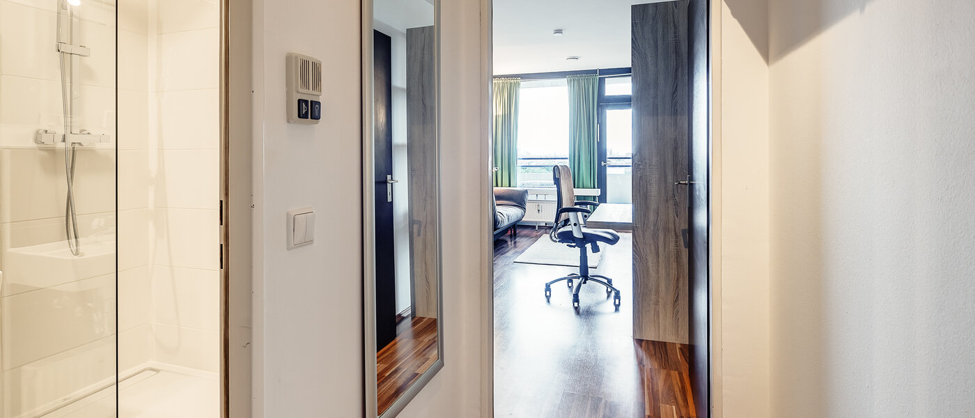 マンション München Haidhausen 01 玄関入り口 7230