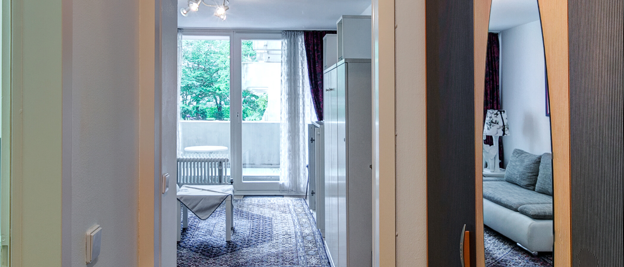 アパルトマン München Haidhausen 01 玄関入り口 726