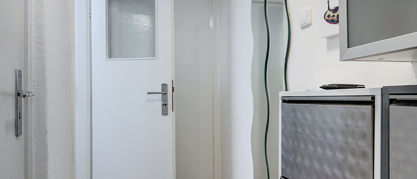 アパルトマン Gräfelfing 04 玄関入り口 7280