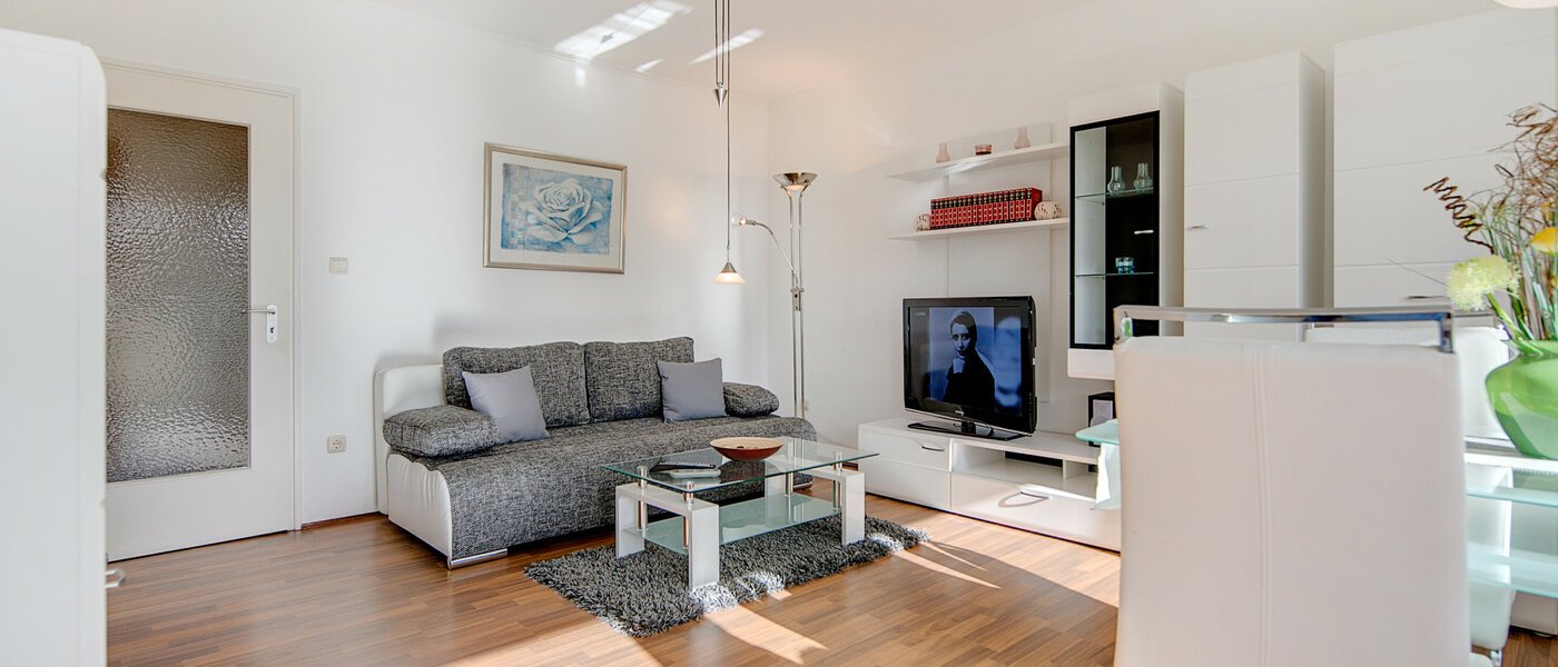 マンション Eichenau 03 リビングルーム 7320