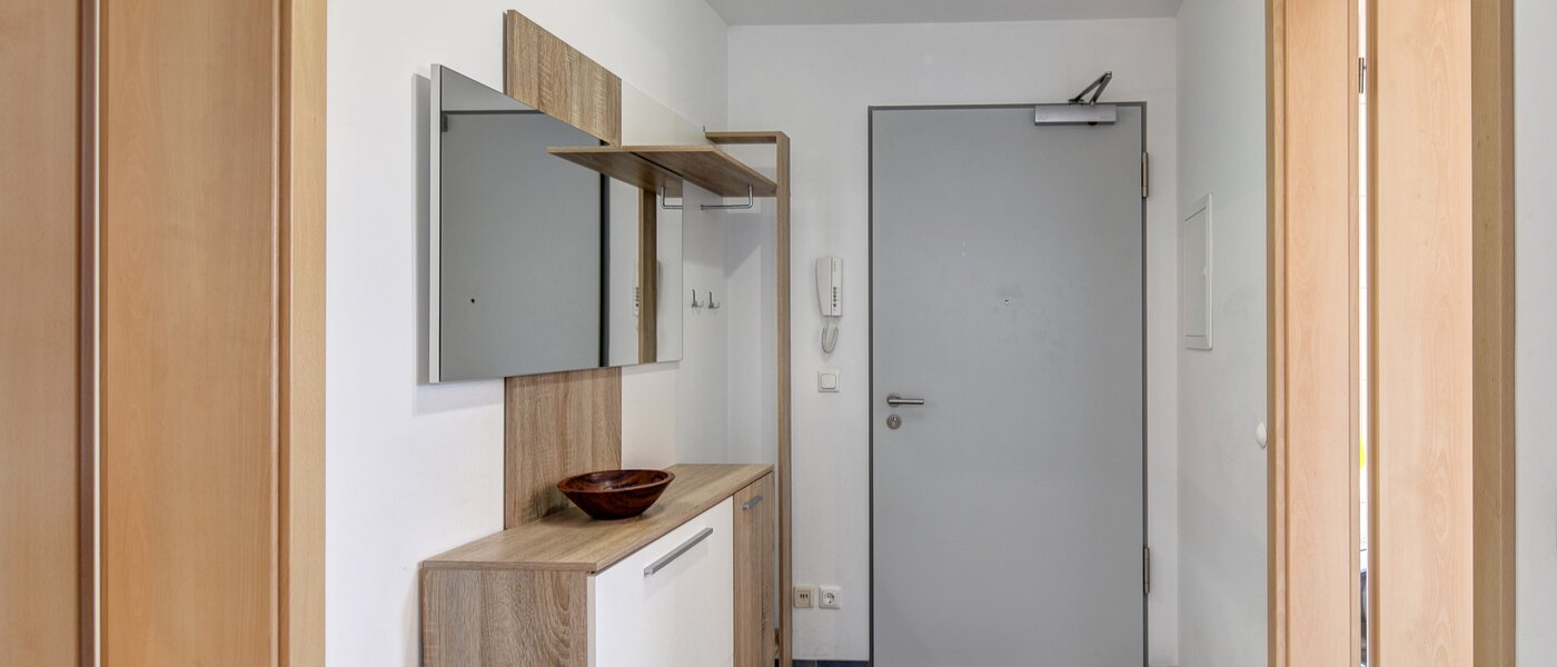 マンション München Untermenzing 03 玄関入り口 7394