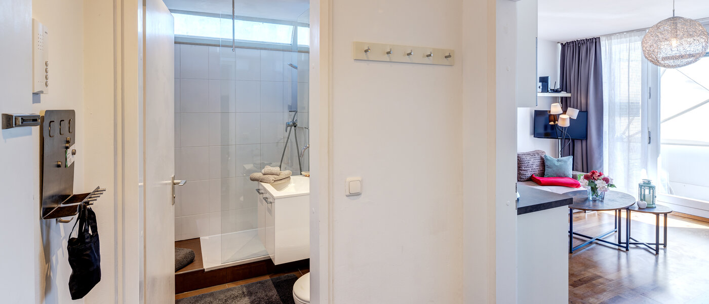 マンション München Moosach 02 玄関入り口 7399