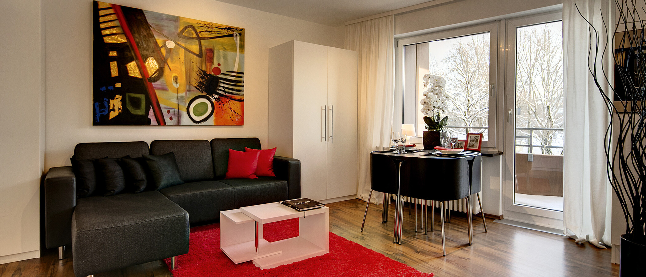 マンション München Neuhausen 01 リビングルーム 7421