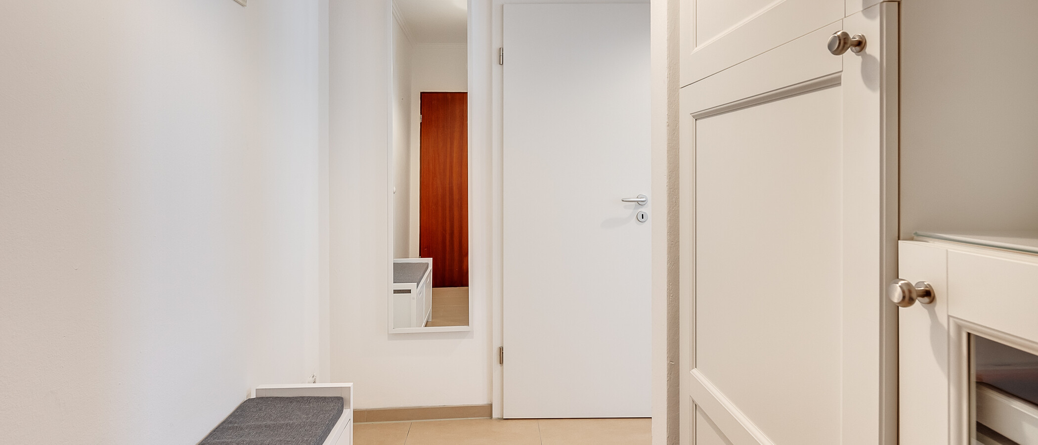 マンション München Ludwigsvorstadt 02 玄関入り口 7480