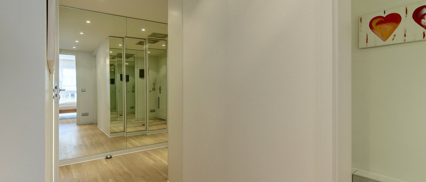 マンション München Maxvorstadt - Universitätsviertel 05 玄関入り口 7512