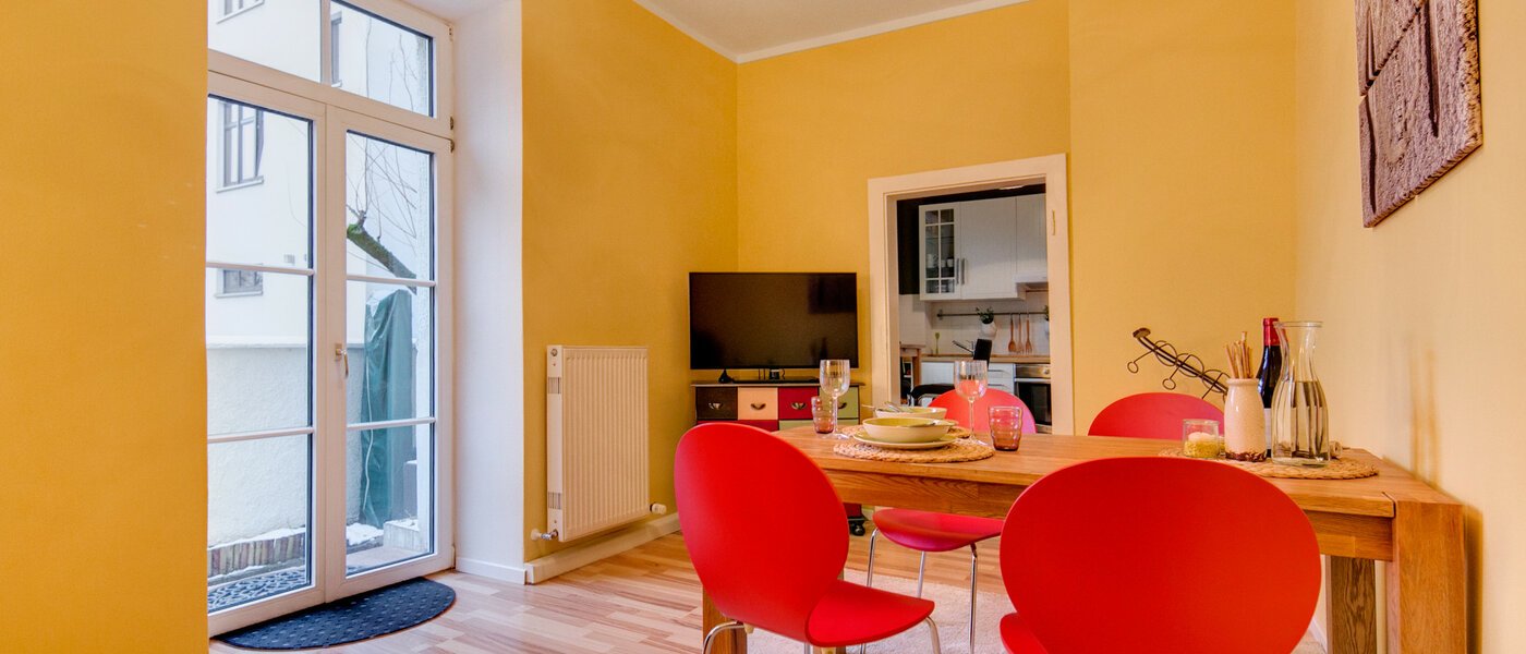 マンション München Neuhausen 04 リビングルーム 7528