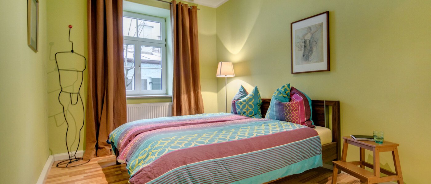 マンション München Neuhausen 02 寝室 7528