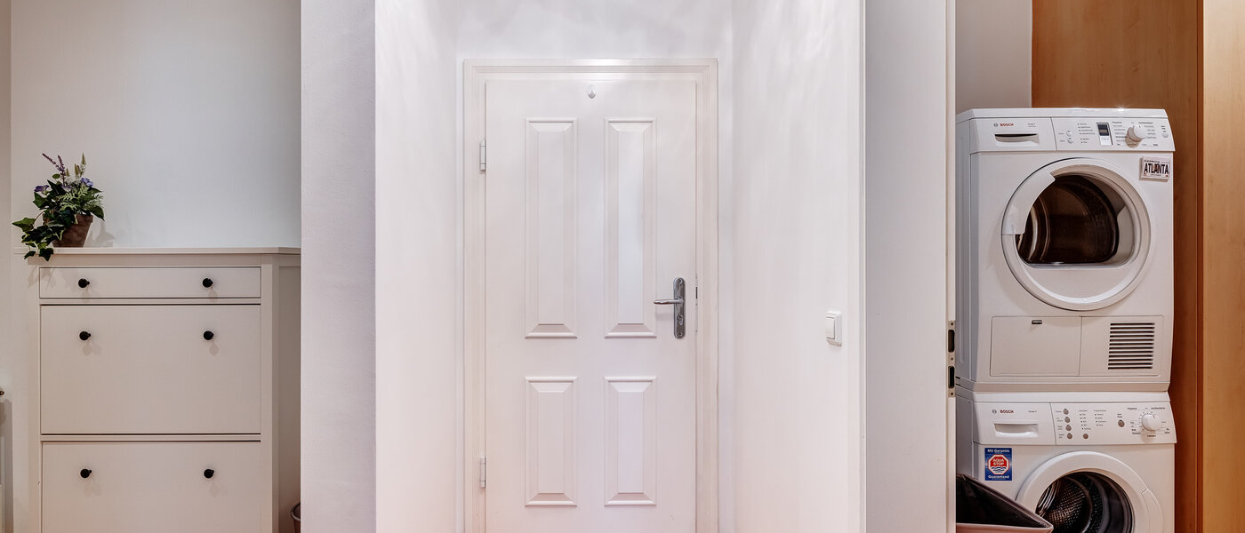 マンション München Haidhausen 04 玄関入り口 7586