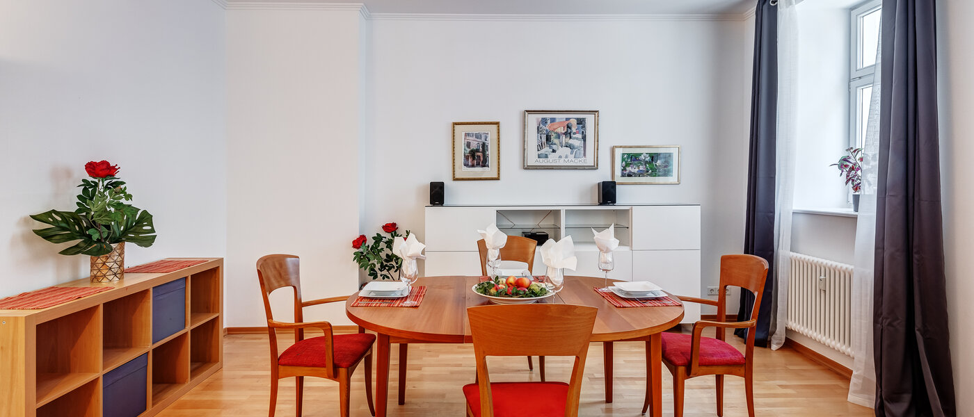 マンション München Haidhausen 01 ダイニングエリア 7586