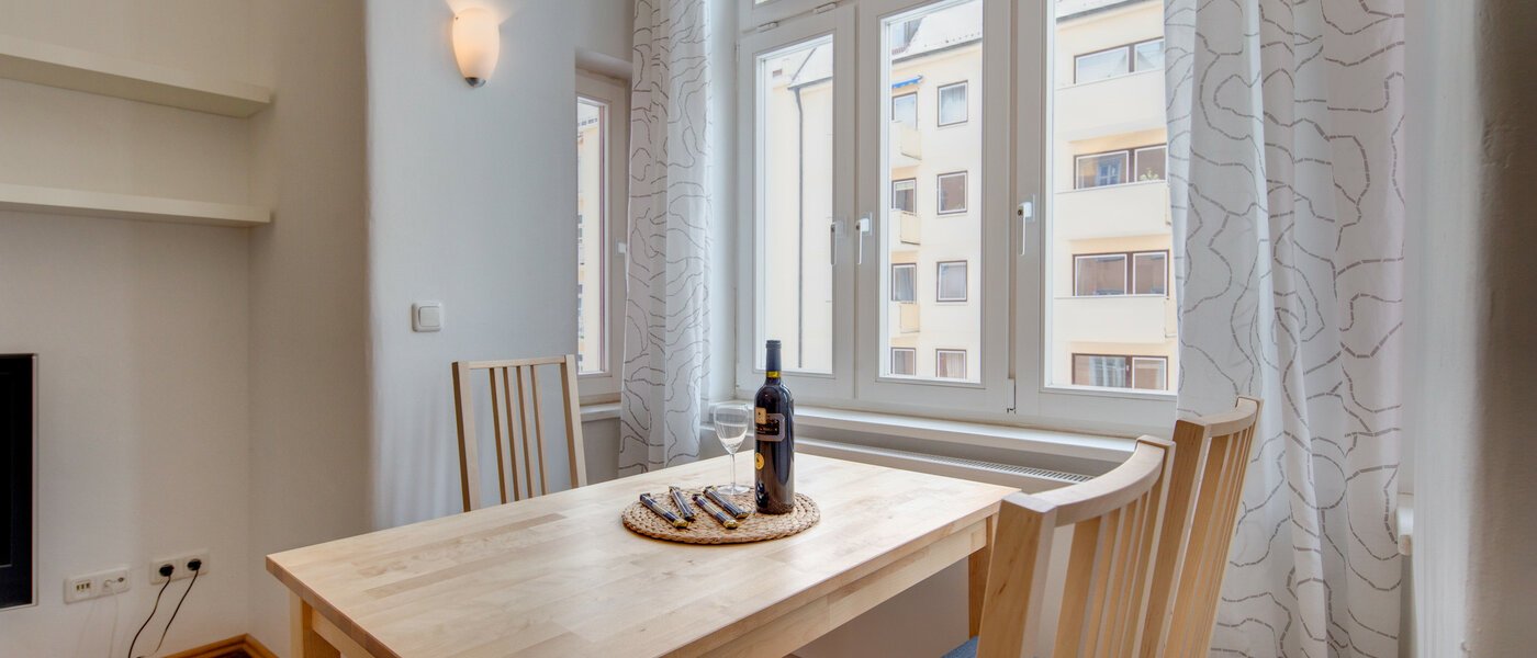 マンション München Au 01 ダイニング 7657