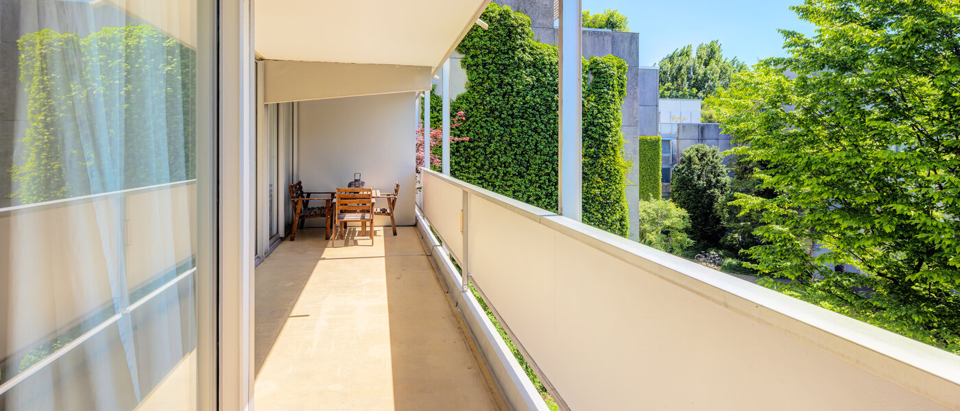 マンション München Schwabing-Nord (zw. Leopoldstraße & Englischen Garten) 01 ベランダ 7670