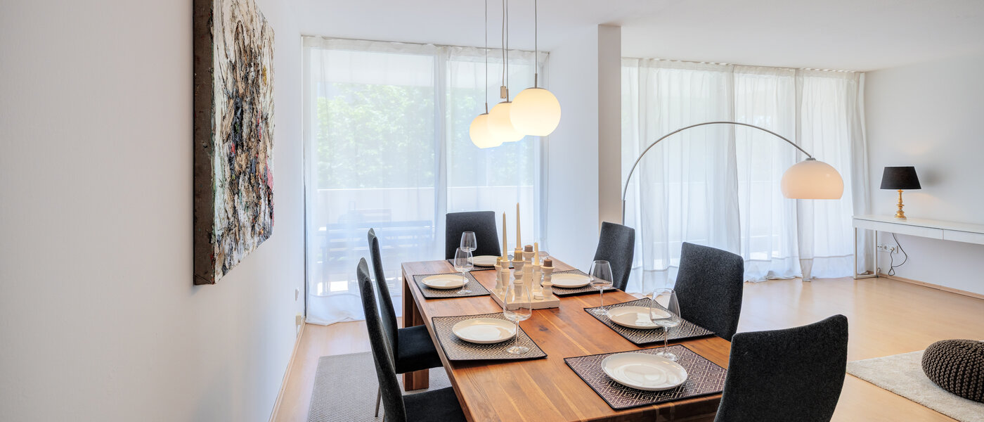 マンション München Schwabing-Nord (zw. Leopoldstraße & Englischen Garten) 03 ダイニングエリア 7670