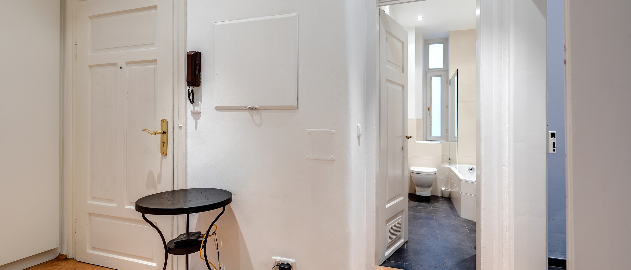 マンション München Schwabing-Nord (zw. Belgrad- & Leopoldstraße) 02 玄関入り口 7732