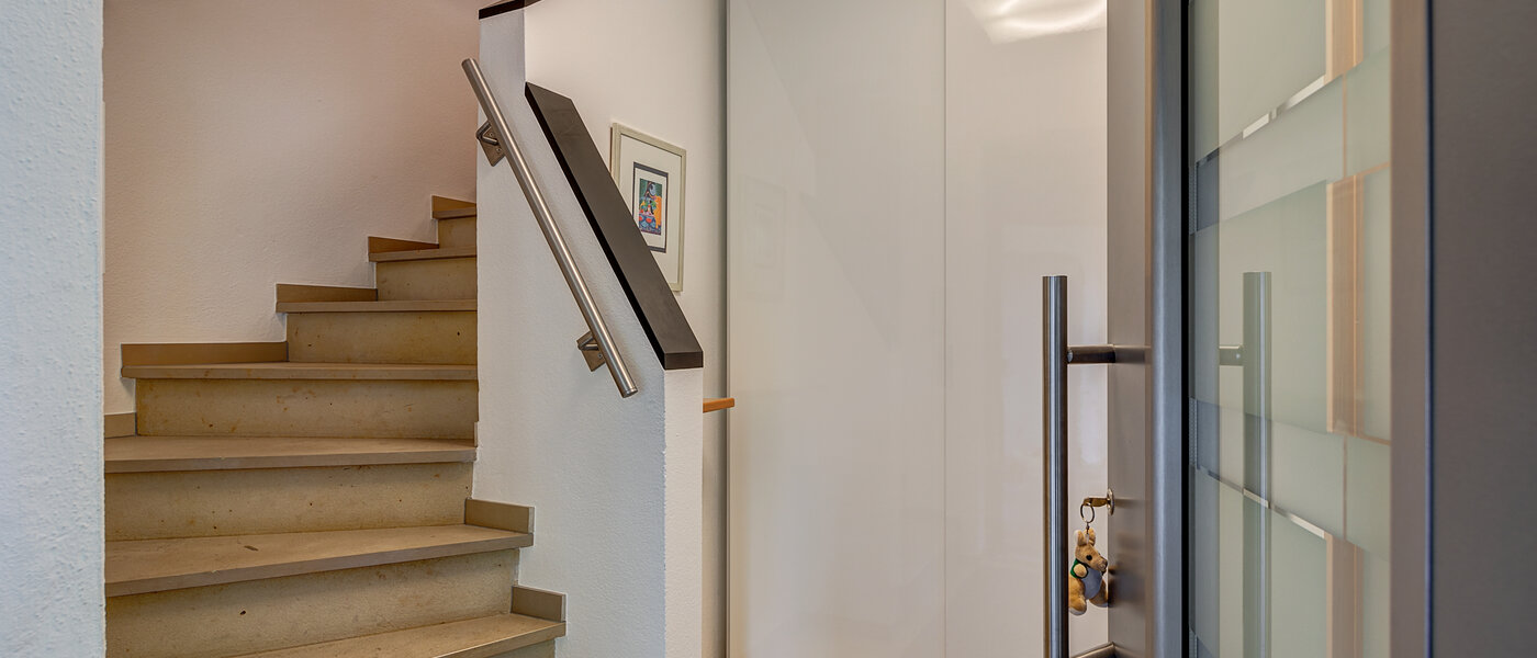 マンション Feldkirchen 01 玄関入り口 7737