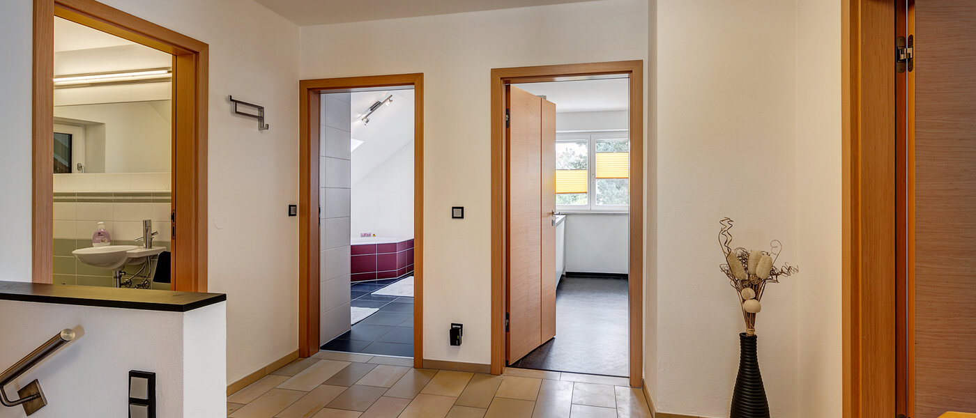 マンション Feldkirchen 03 玄関入り口 7737