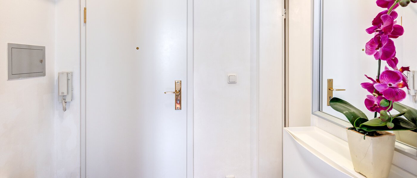 マンション München Milbertshofen 01 玄関入り口 7798