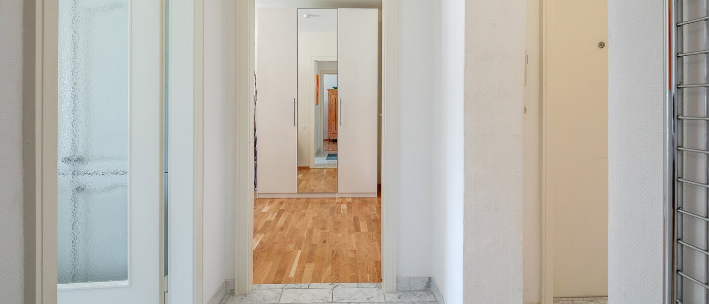 マンション München Maxvorstadt - Westen 03 玄関入り口 782