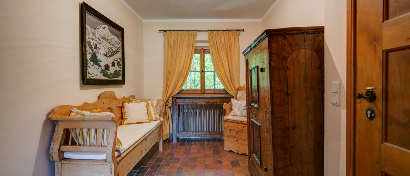 家屋 Schäftlarn 01 玄関入り口 7847