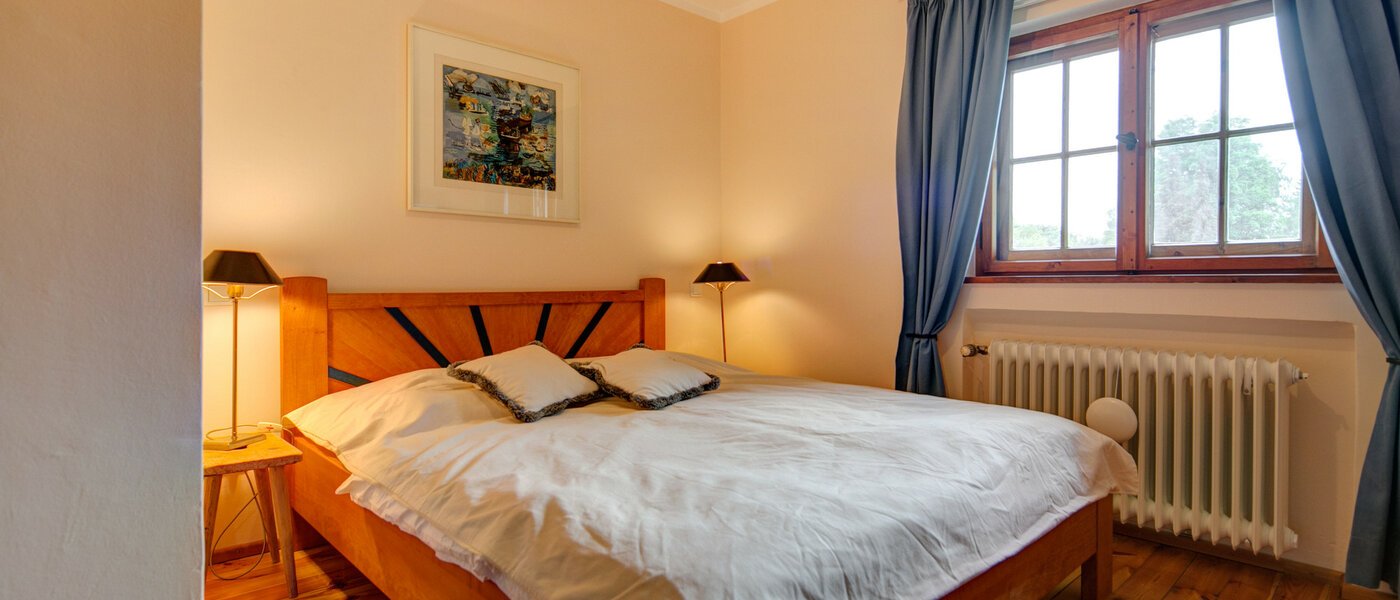 家屋 Schäftlarn 01 2.　寝室 7847