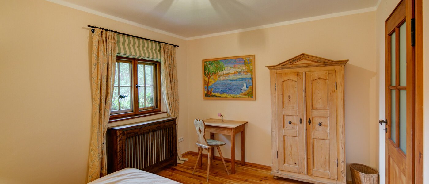 家屋 Schäftlarn 04 1. 寝室 7847