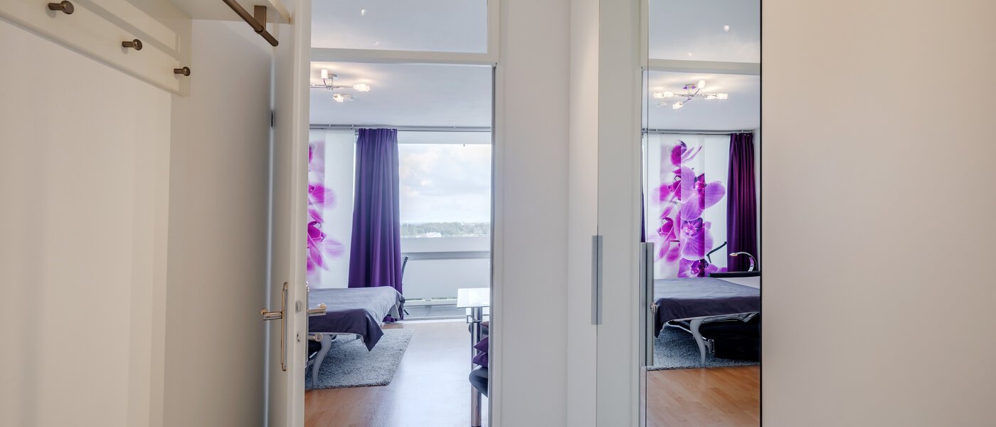 アパルトマン München Arabellapark 02 玄関入り口 7848