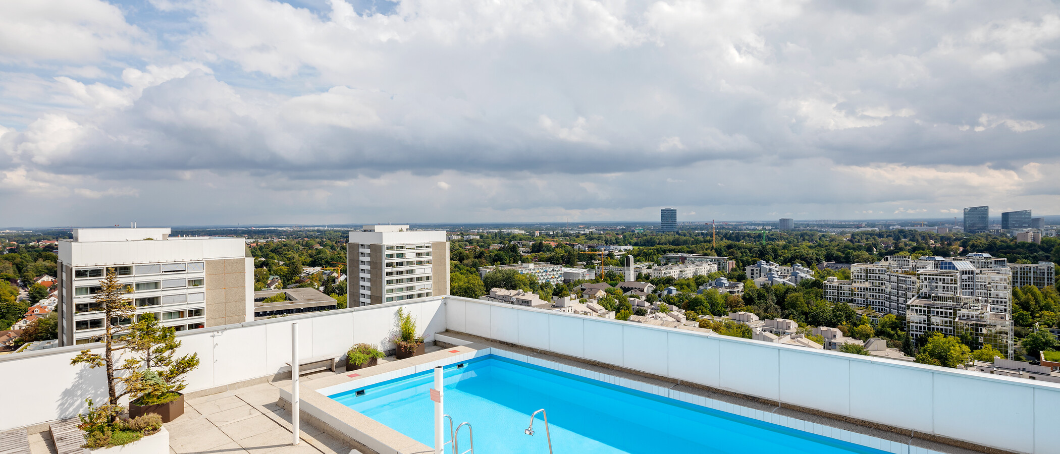 アパルトマン München Arabellapark 03 プール 7848