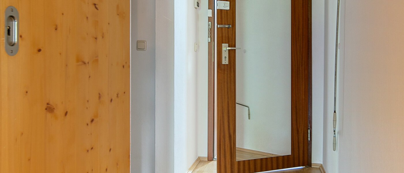 マンション München Obergiesing 02 玄関入り口 7866