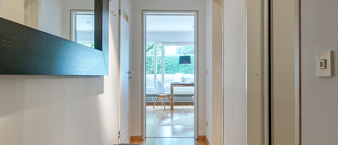 マンション München Nymphenburg 02 玄関入り口 7880