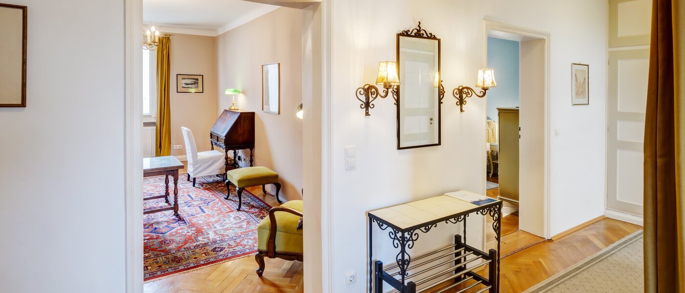 マンション München Maxvorstadt - Universitätsviertel 02 玄関入り口 7887