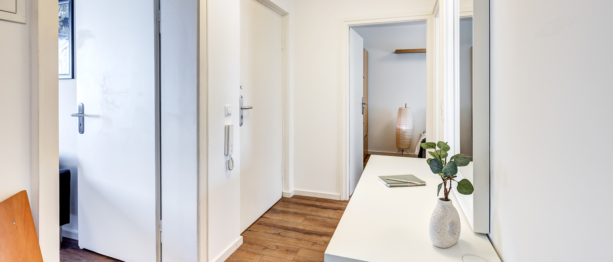 マンション München Berg am Laim 01 玄関入り口 7897