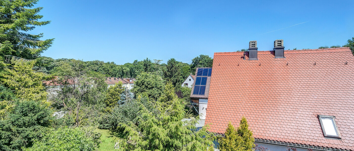 アティック・フラット（屋根裏） München Untermenzing 01 物件からの眺め 7937