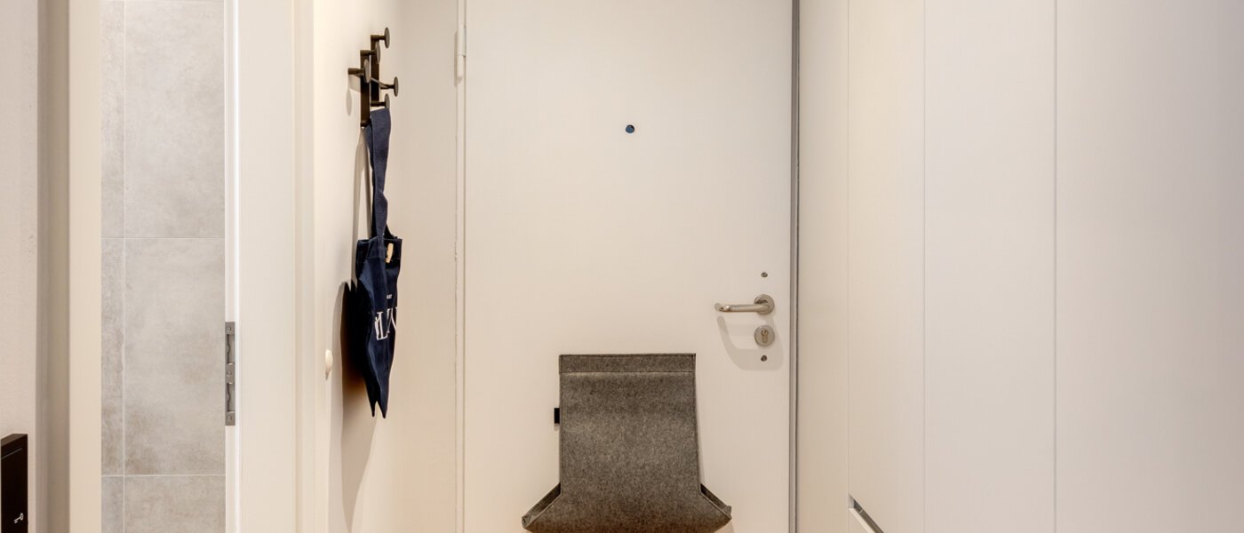 マンション München Neuhausen 01 玄関入り口 7952