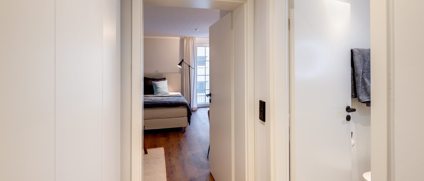 マンション München Neuhausen 02 玄関入り口 7952