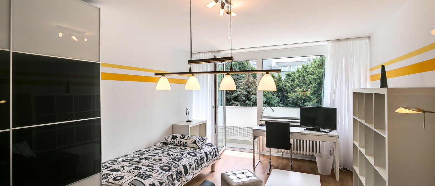 アパルトマン München Obersendling 04 リビングルーム 7983