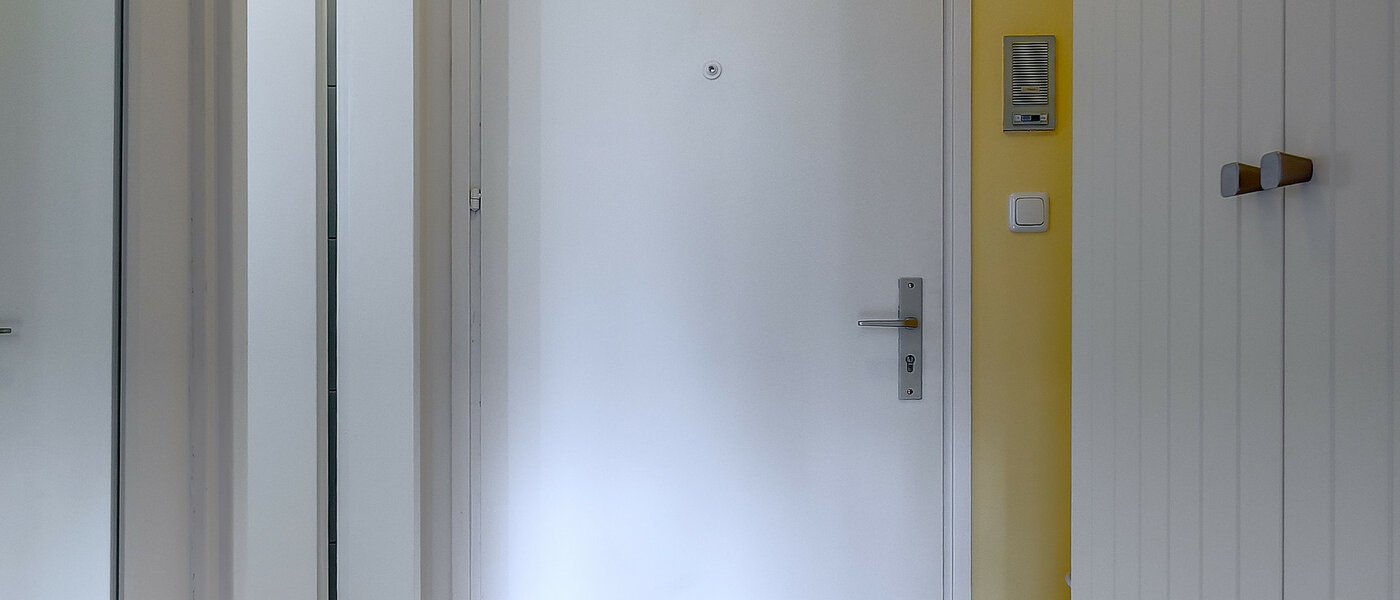 アパルトマン München Obersendling 01 玄関入り口 7983